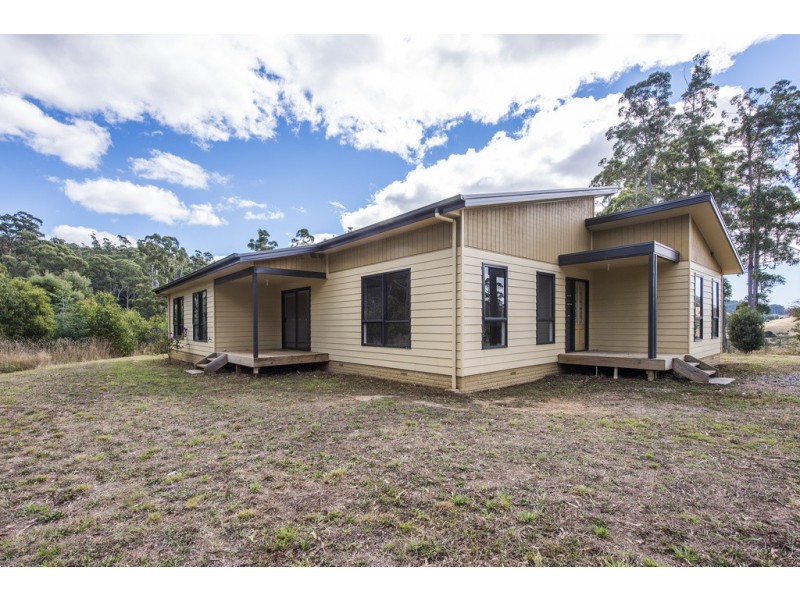 9 Penzance Place, Acacia Hills TAS 7306