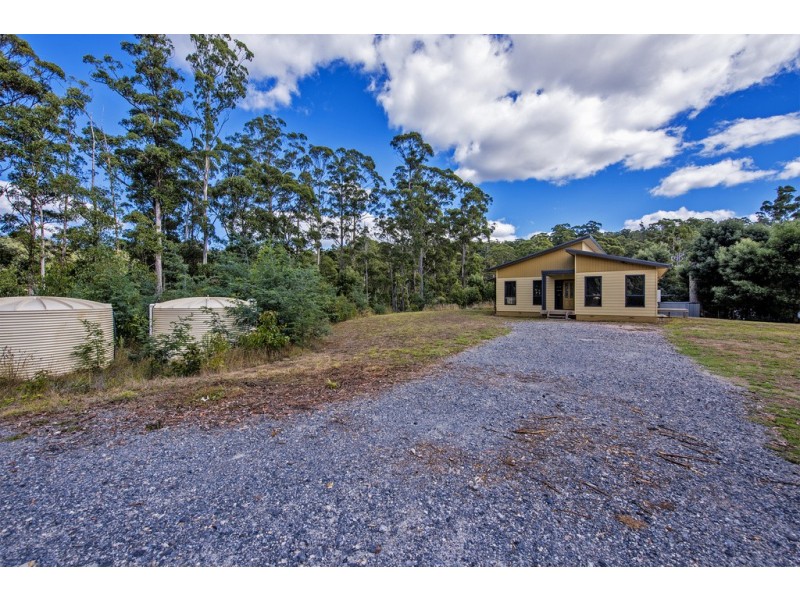 9 Penzance Place, Acacia Hills TAS 7306