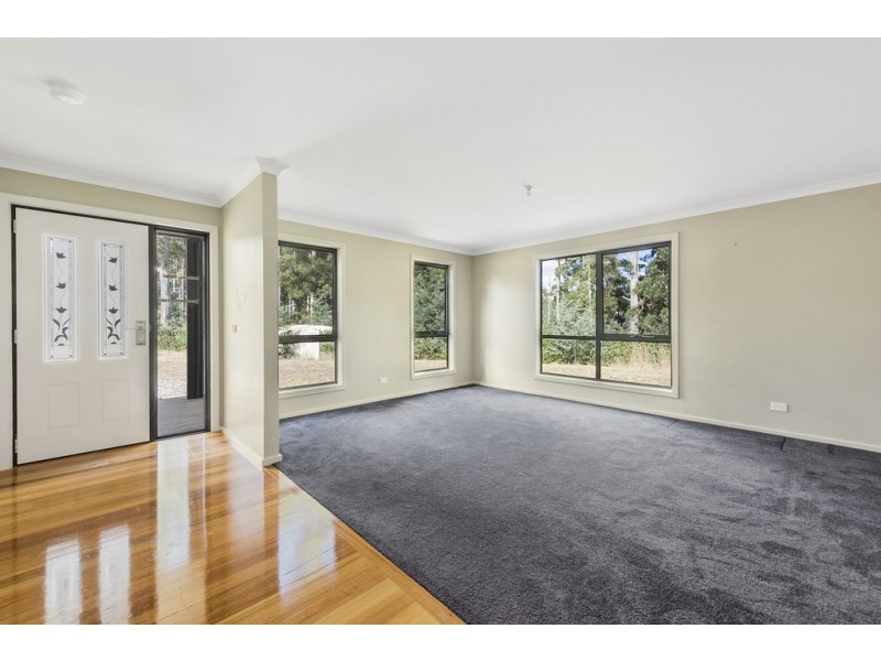 9 Penzance Place, Acacia Hills TAS 7306