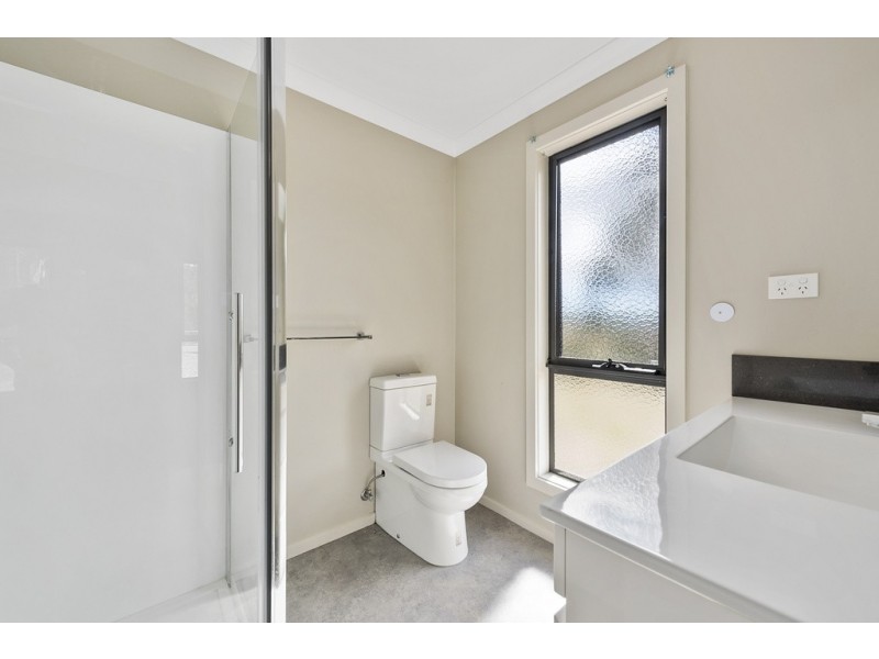 9 Penzance Place, Acacia Hills TAS 7306