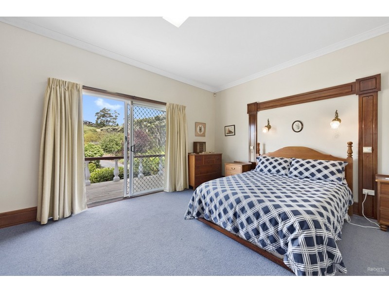 68 River Road, Ambleside TAS 7310