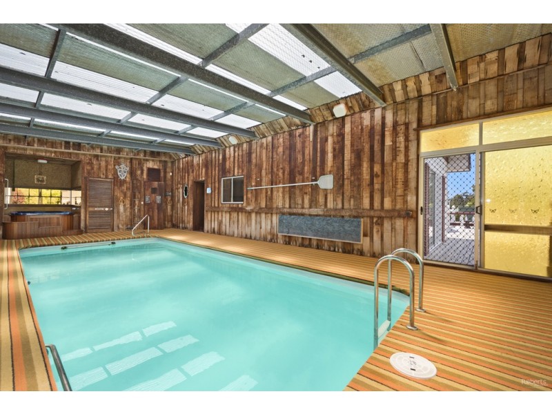 68 River Road, Ambleside TAS 7310
