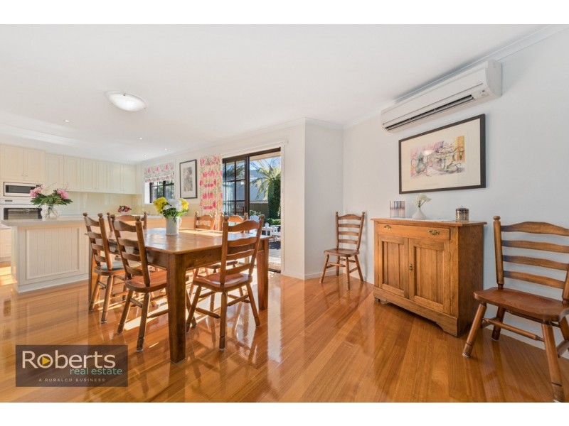 11 Wiena Crescent, Miandetta TAS 7310