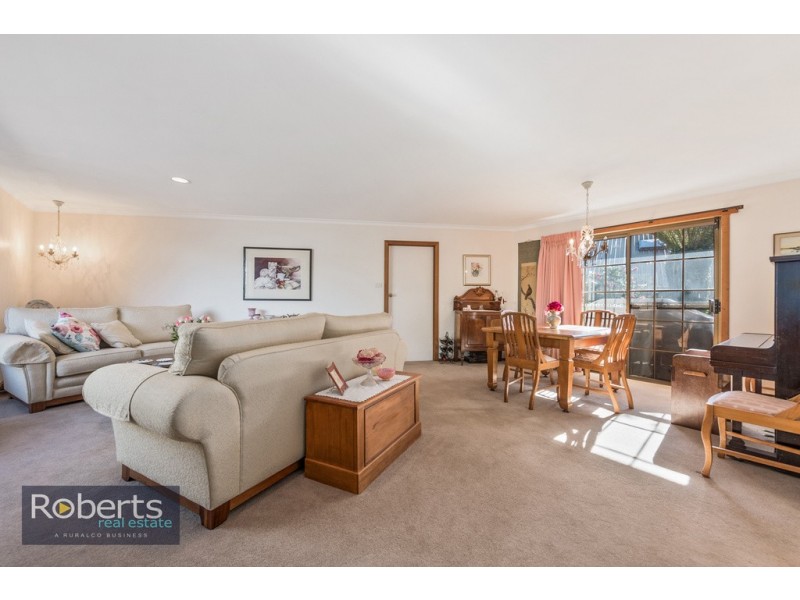 11 Wiena Crescent, Miandetta TAS 7310