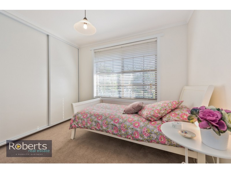 11 Wiena Crescent, Miandetta TAS 7310