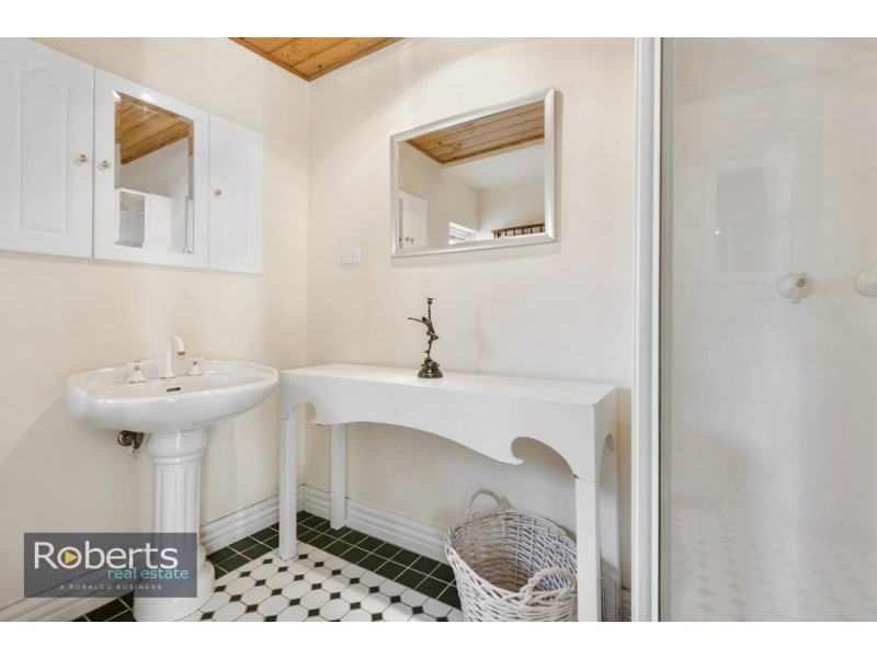 42 Macfie Street, Devonport TAS 7310