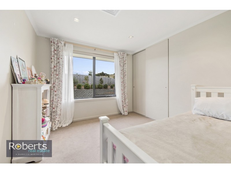 93 Camborne Drive, Acacia Hills TAS 7306