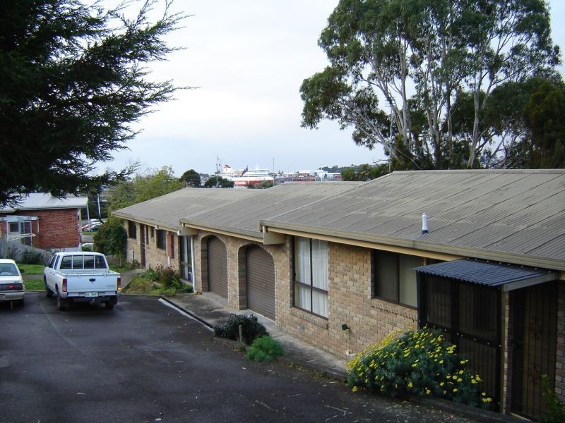 Unit 1/49 Shaw Street, Miandetta TAS 7310