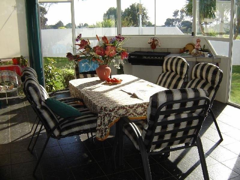 2 Clare Court, Devonport TAS 7310