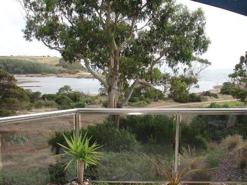8 Coles Beach Close, Devonport TAS 7310