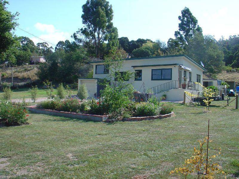 11 Squibbs Road, Spreyton TAS 7310