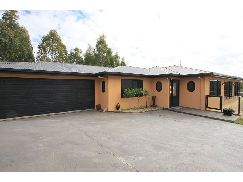 7 Georgiana Street, Devonport TAS 7310