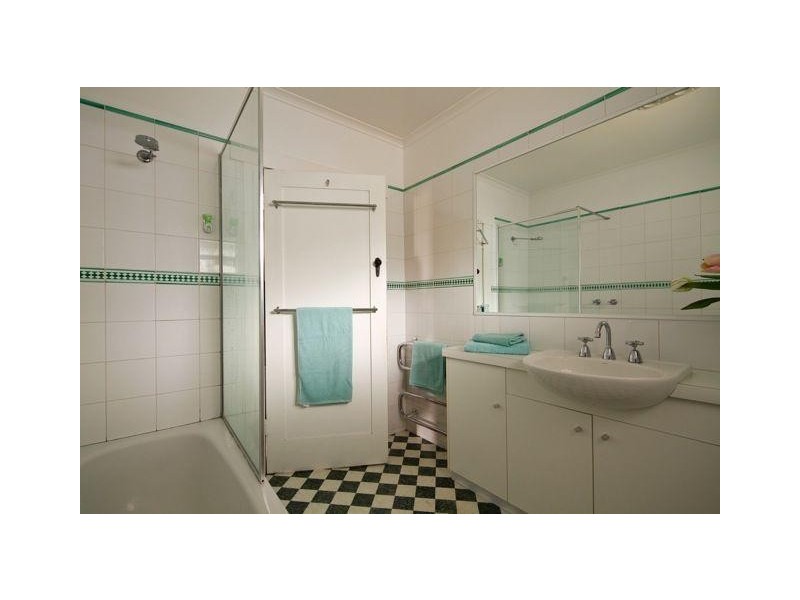 4 Lower Madden, Devonport TAS 7310