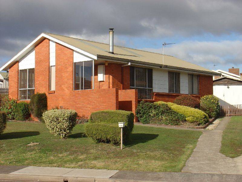 45 Morris Avenue, Devonport TAS 7310