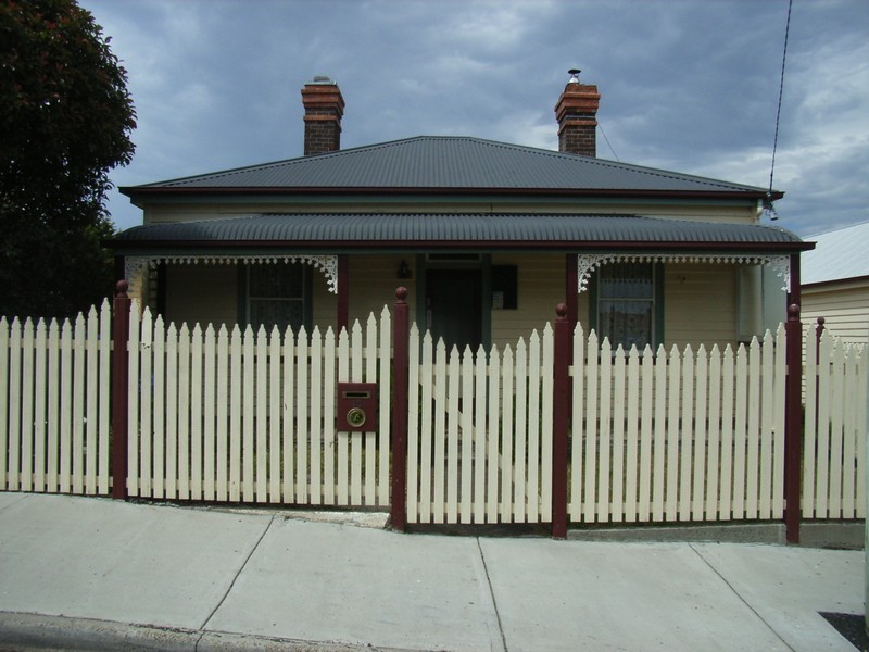 15 Henry Street, Devonport TAS 7310