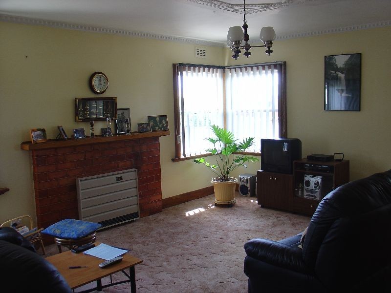 13 Stony Rise Road, Devonport TAS 7310