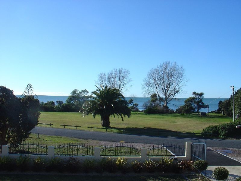 4 Coles Beach Road, Devonport TAS 7310