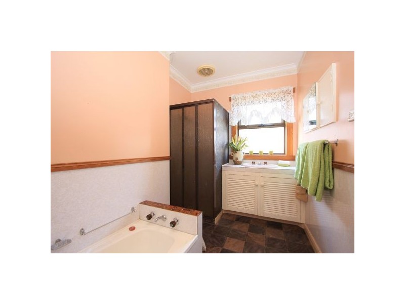 12 Chettle Street, Devonport TAS 7310