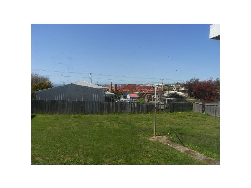 45 Raymond Avenue, Devonport TAS 7310