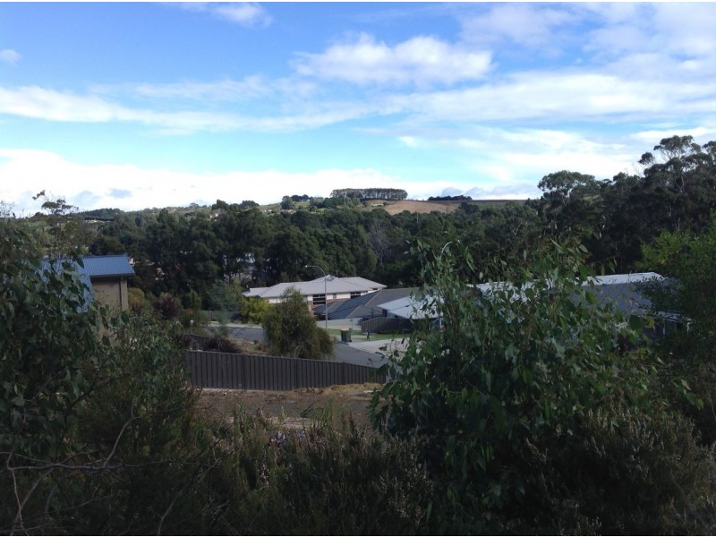 7 Valkyrie Close, Devonport TAS 7310