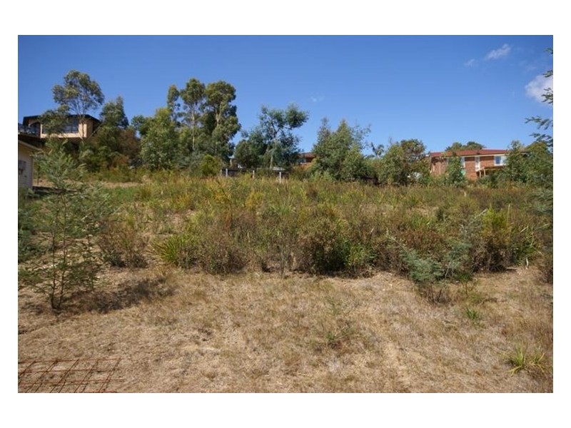 7 Valkyrie Close, Devonport TAS 7310