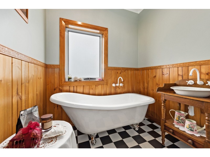 49 Hiller Street, Devonport TAS 7310
