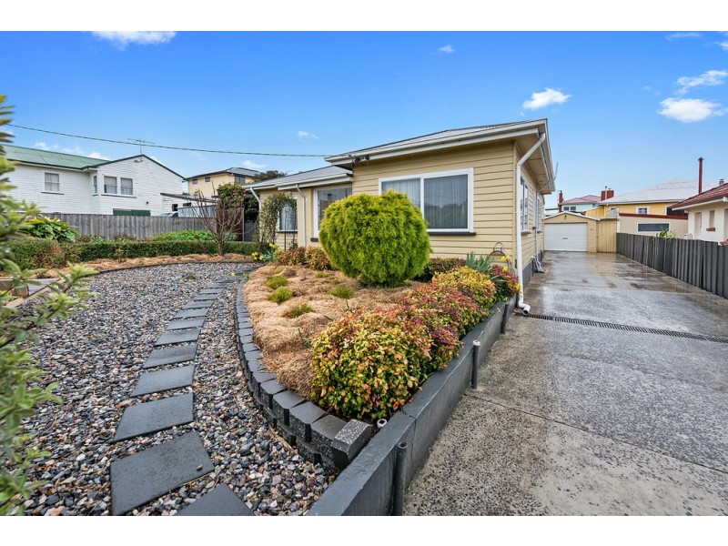 49 Hiller Street, Devonport TAS 7310