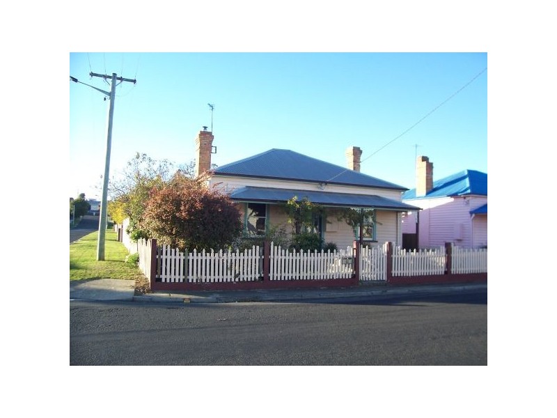 12  Elizabeth Street, Devonport TAS 7310