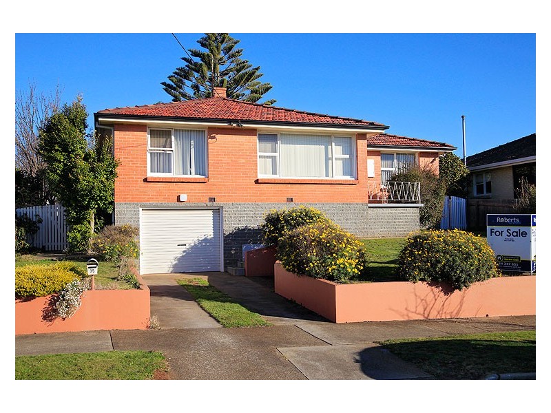 35  Croft Avenue, Devonport TAS 7310