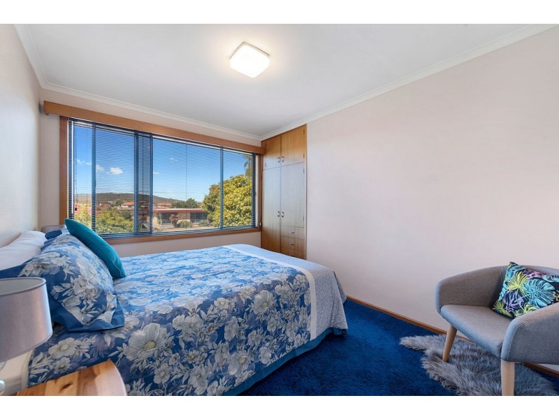 16 Haines Place, Devonport TAS 7310