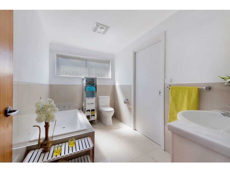 16 Haines Place, Devonport TAS 7310