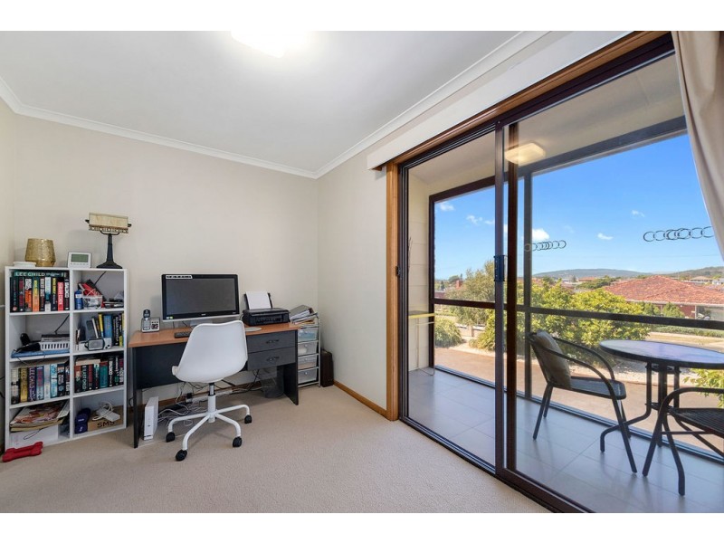 16 Haines Place, Devonport TAS 7310