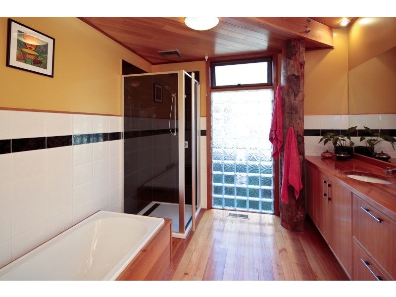 65 Surrey Street, Devonport TAS 7310