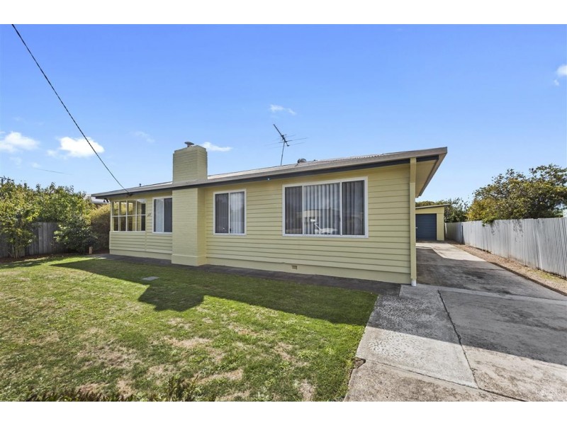 112 George Street, Devonport TAS 7310