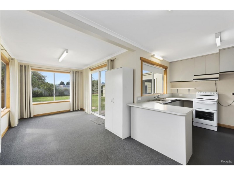 112 George Street, Devonport TAS 7310