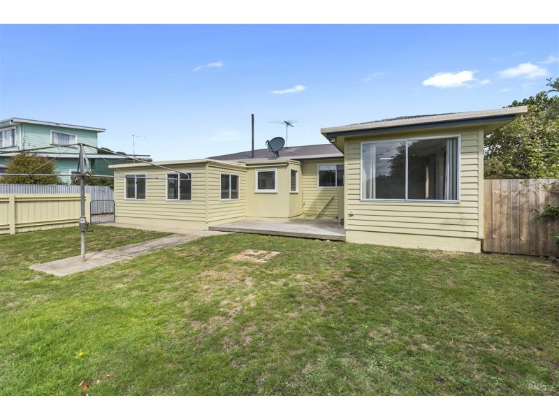 112 George Street, Devonport TAS 7310
