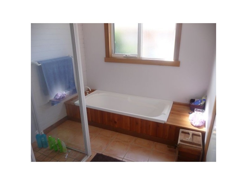 61 Valley Road, Devonport TAS 7310