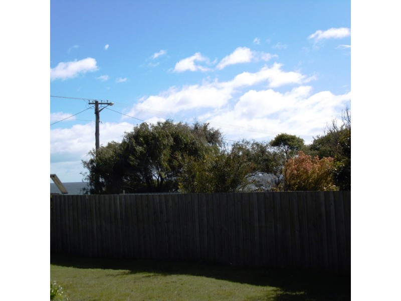 10 Illaroo Avenue, East Devonport TAS 7310