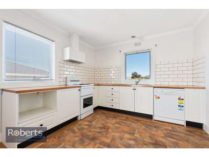 127 Parker Street, Devonport TAS 7310