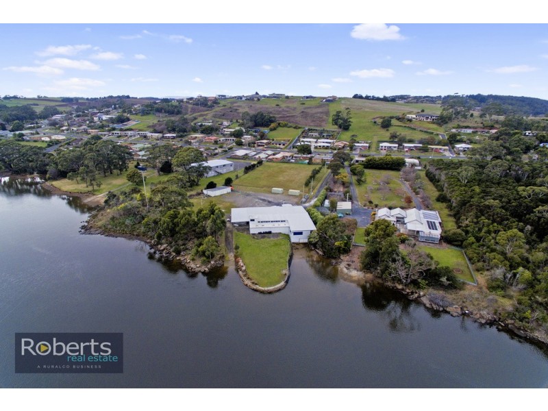 66 River Road, Ambleside TAS 7310