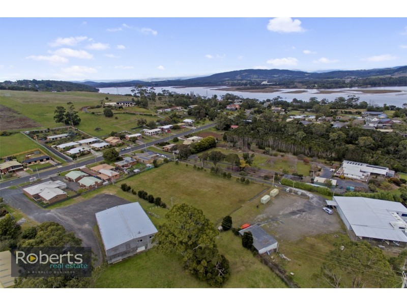 66 River Road, Ambleside TAS 7310