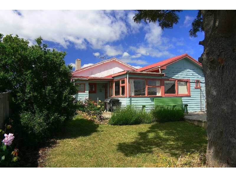 90 Stony Rise Road, Devonport TAS 7310