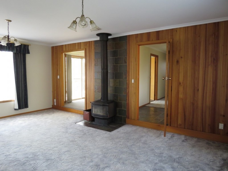 22 Lawrence Drive, Devonport TAS 7310
