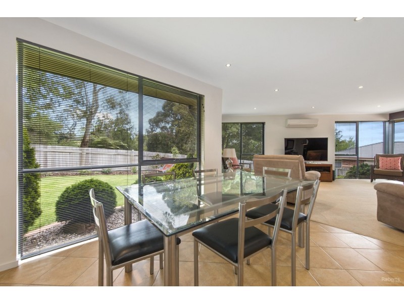 42 St Andrews Drive, Devonport TAS 7310