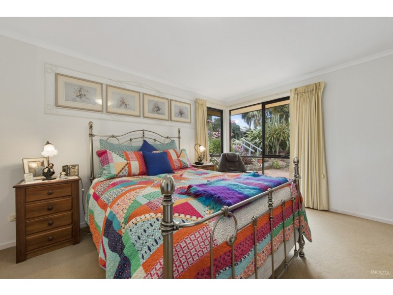 42 St Andrews Drive, Devonport TAS 7310