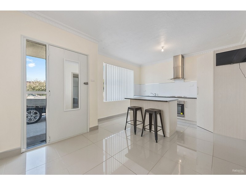 4/14 Broadhurst Avenue, Devonport TAS 7310
