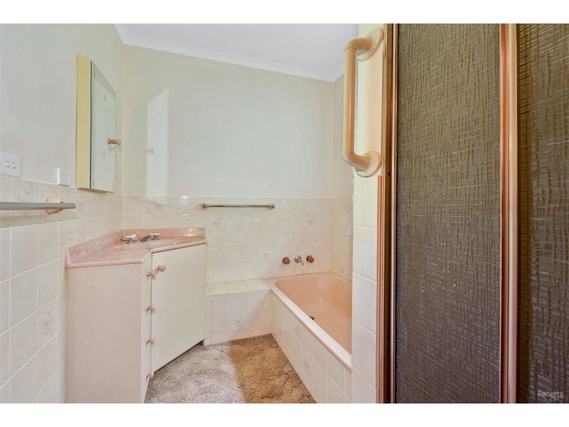 2/4 Berrigan Road, Miandetta TAS 7310