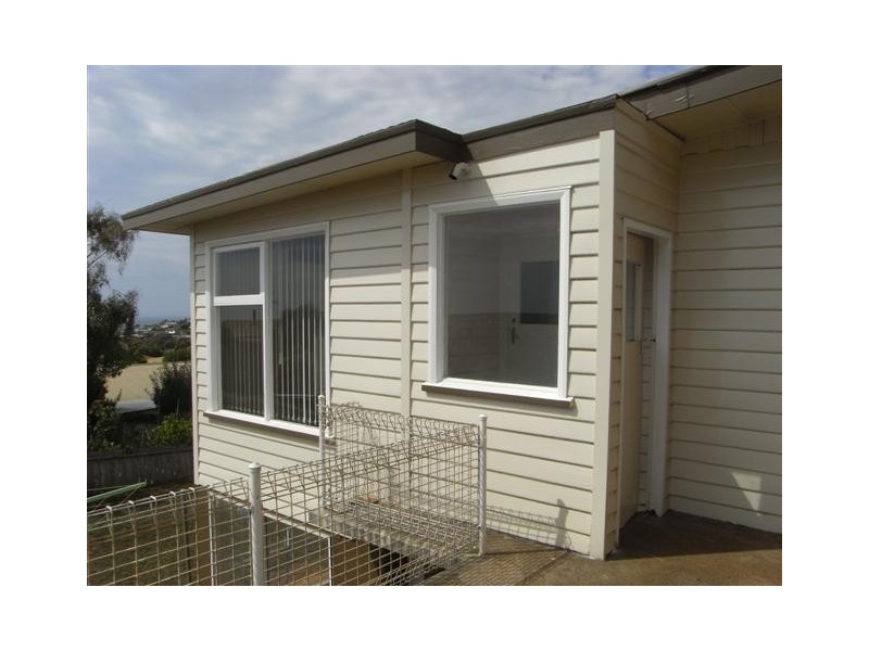 1/180 Parker Street, Devonport TAS 7310