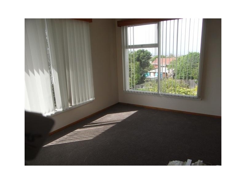 1/180 Parker Street, Devonport TAS 7310