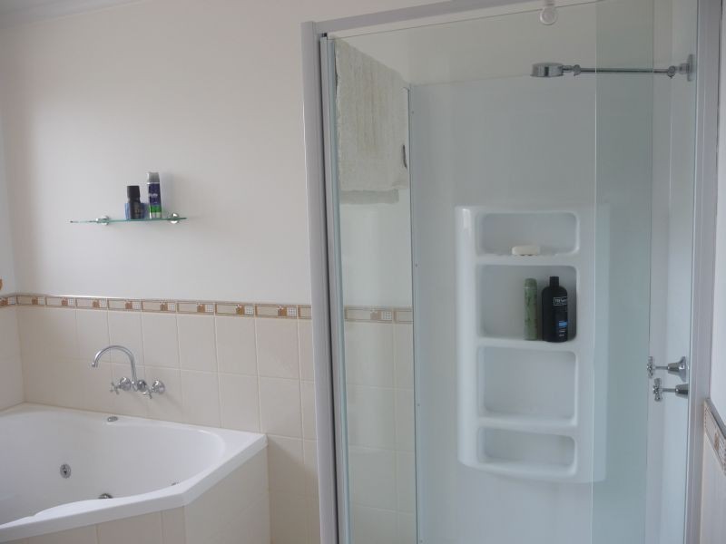 2 Cherry Grove, Latrobe TAS 7307